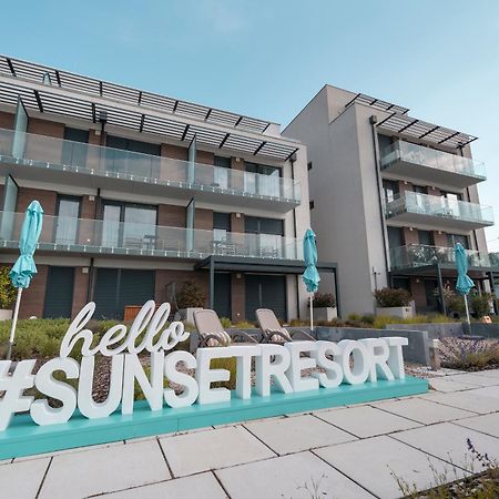 Sunset Resort - Lakeside Apartment Fonyód Екстериор снимка
