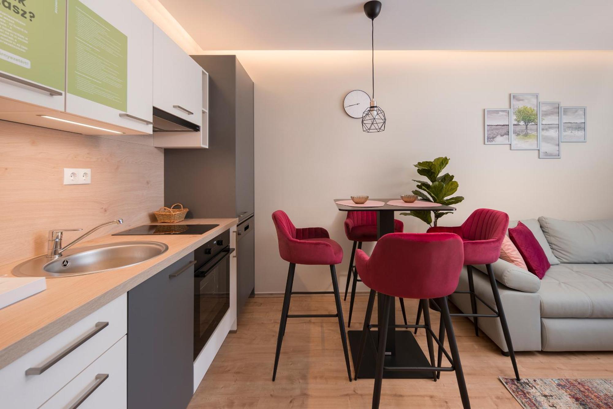 Sunset Resort - Lakeside Apartment Fonyód Екстериор снимка
