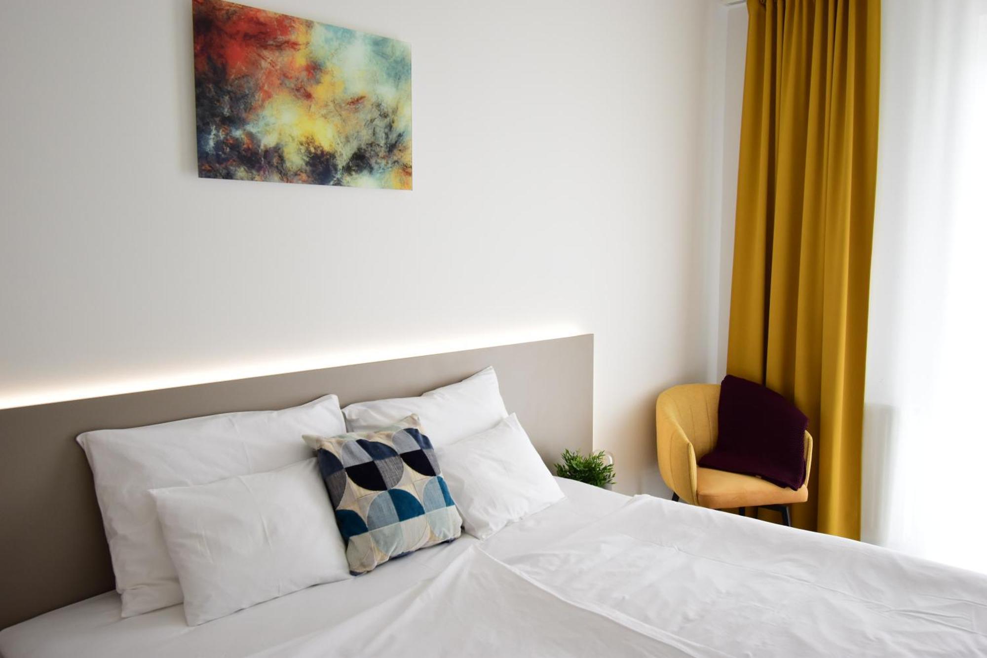Sunset Resort - Lakeside Apartment Fonyód Стая снимка