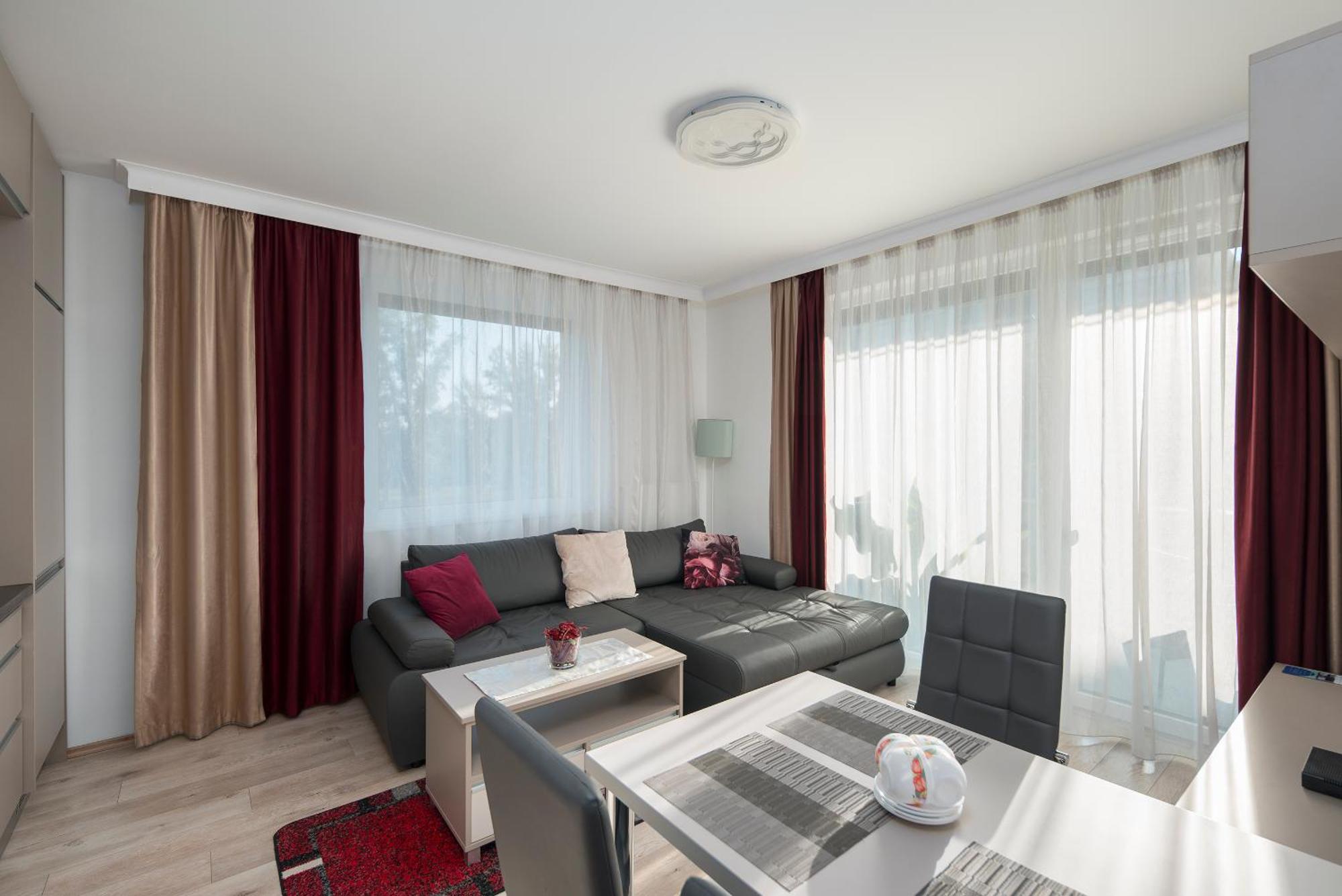 Sunset Resort - Lakeside Apartment Fonyód Стая снимка
