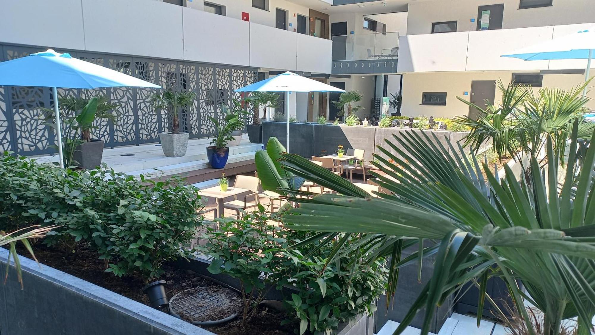 Sunset Resort - Lakeside Apartment Fonyód Екстериор снимка