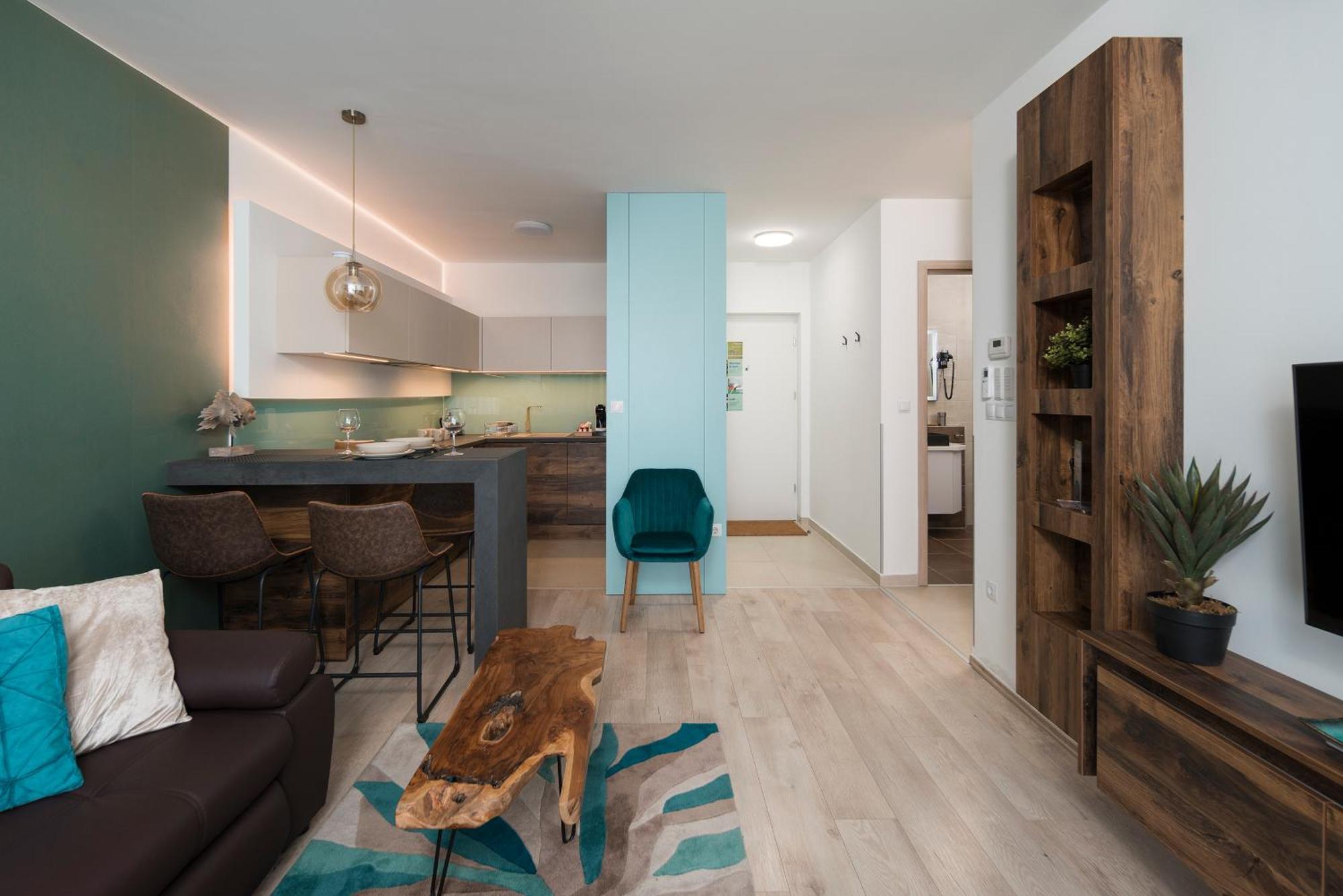 Sunset Resort - Lakeside Apartment Fonyód Екстериор снимка