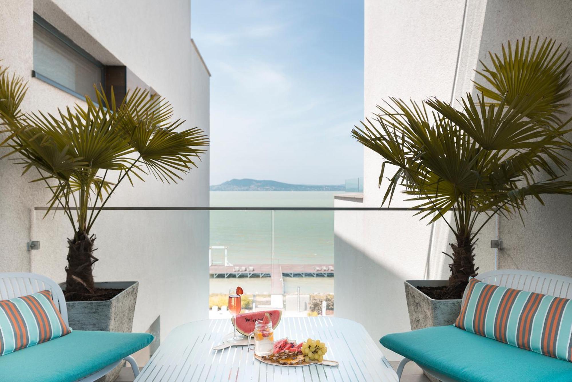 Sunset Resort - Lakeside Apartment Fonyód Екстериор снимка