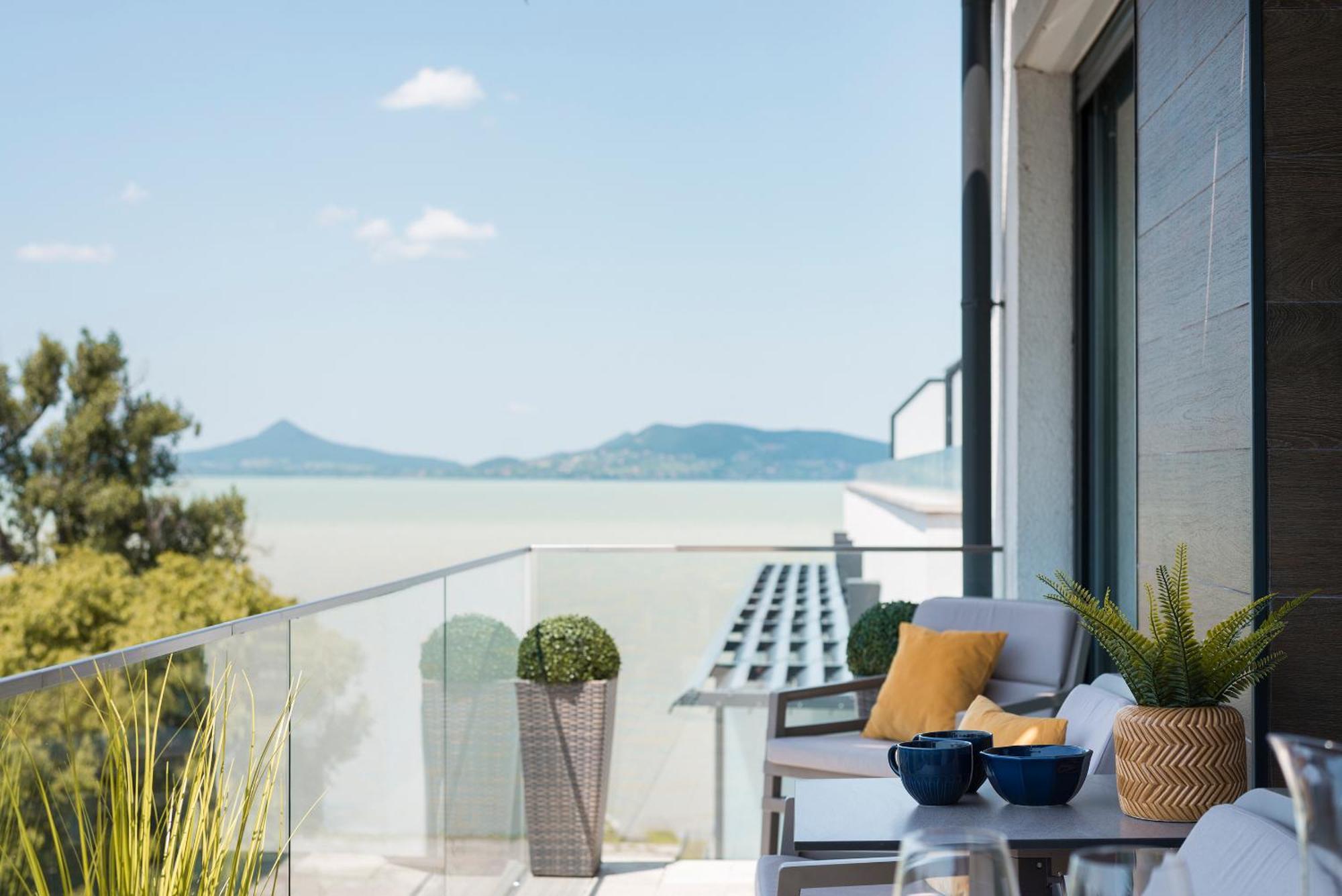 Sunset Resort - Lakeside Apartment Fonyód Екстериор снимка