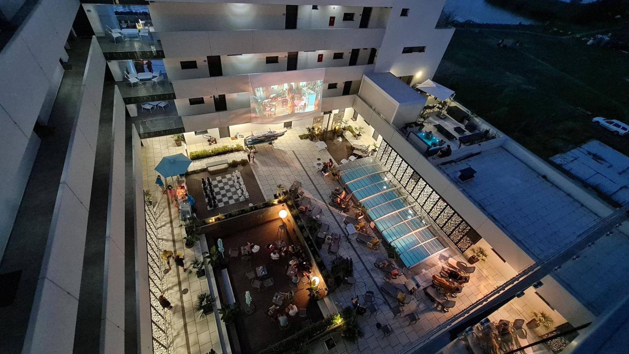 Sunset Resort - Lakeside Apartment Fonyód Екстериор снимка